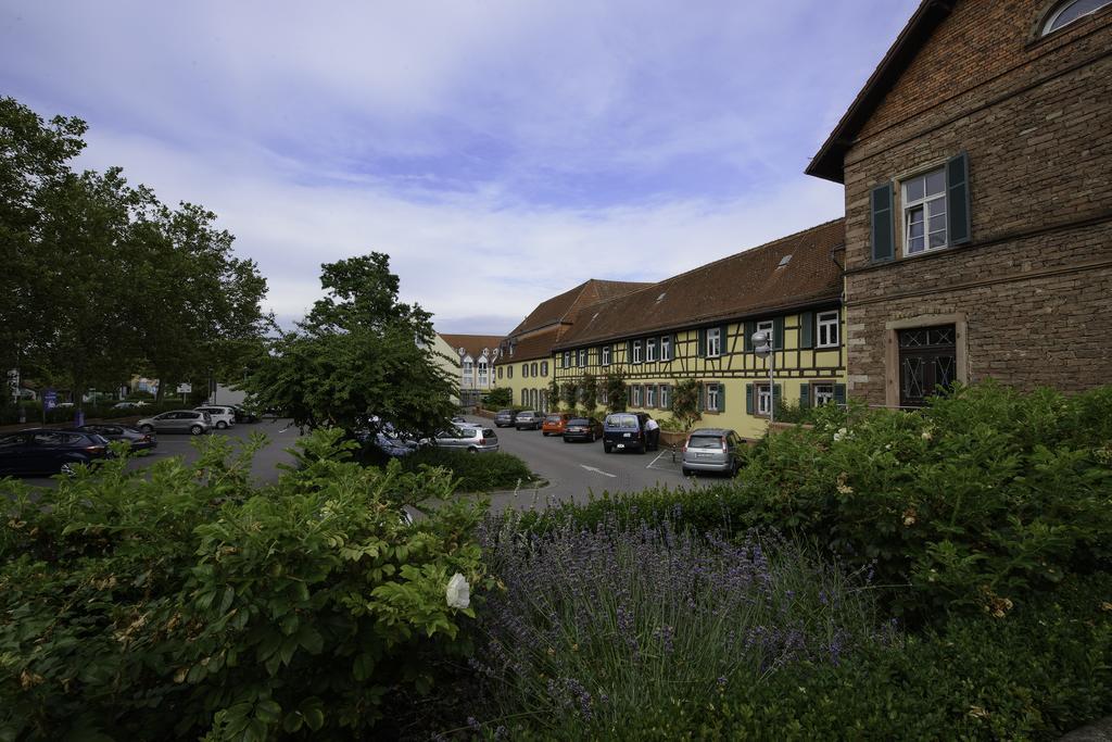 Parkhotel Frankfurt Airport Hattersheim am Main Exterior photo